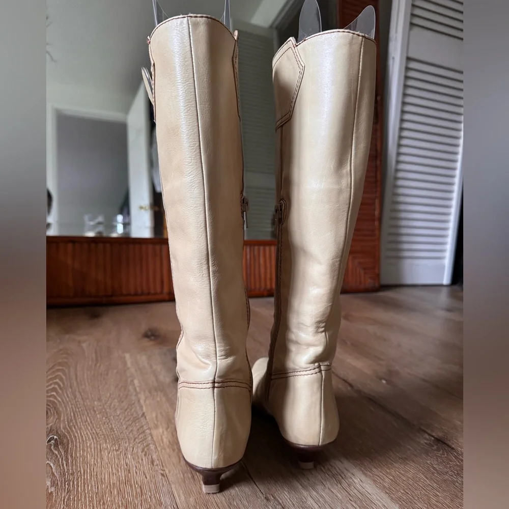 Vintage‎ Veletto Tall Banana Yellow Kitten Heel Leather Boots Y2K